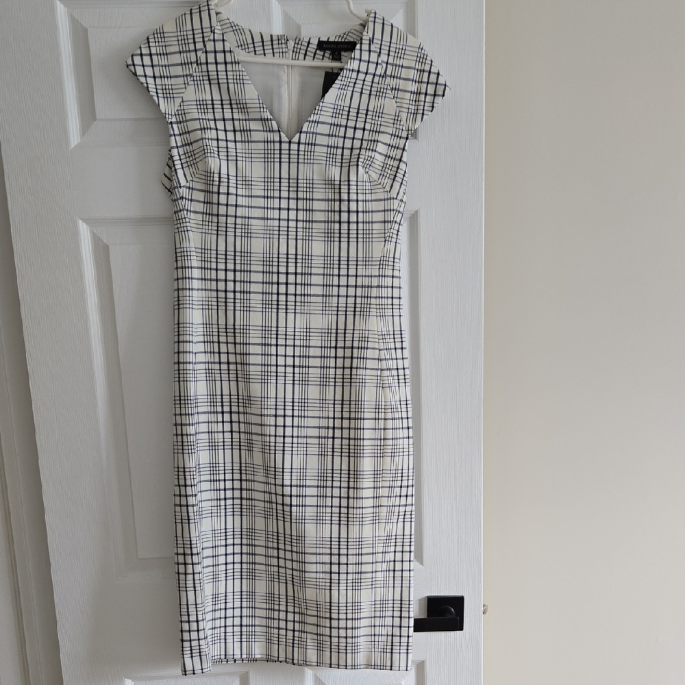 NWT Banana Republic Blue and White Checkered Midi Dress